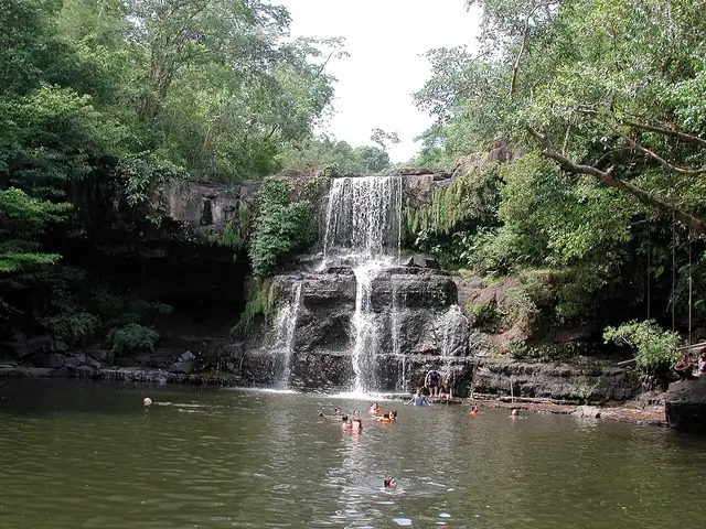 Klong Yai Kee waterfall, Koh Kood